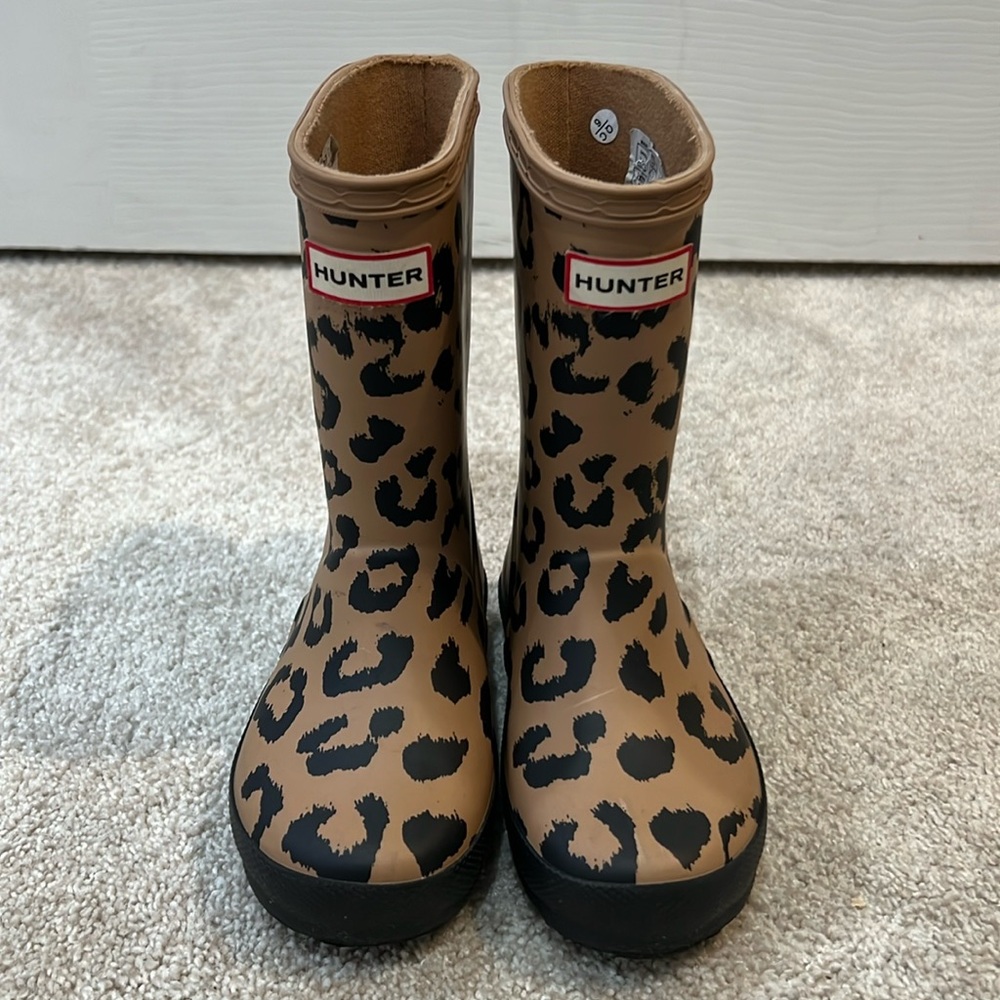 Toddler girl hunter rain boots size 9